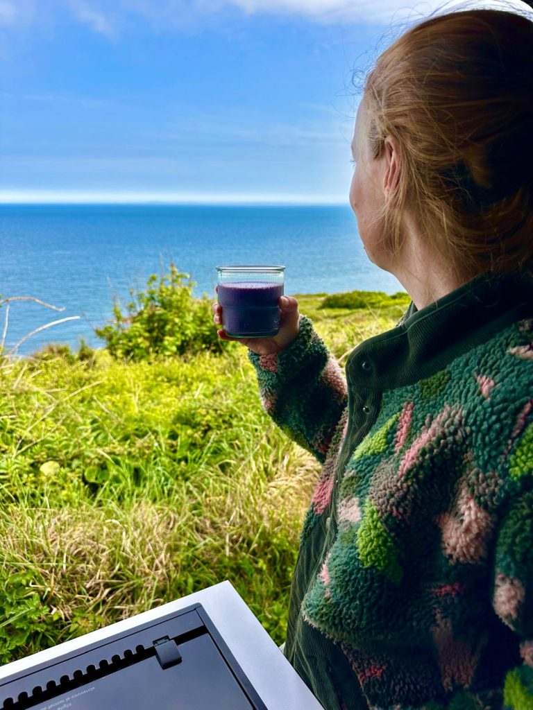 polyphenols for gut health, Lucy drinking smoothie